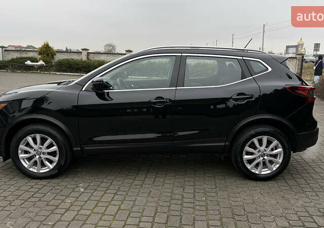 Черный Ниссан Rogue Sport, объемом двигателя 2 л и пробегом 70 тыс. км за 14450 $, фото 8 на Automoto.ua