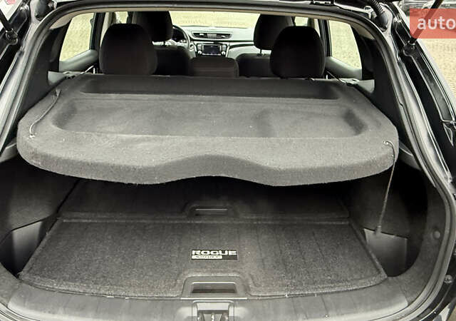 Черный Ниссан Rogue Sport, объемом двигателя 2 л и пробегом 70 тыс. км за 14450 $, фото 25 на Automoto.ua