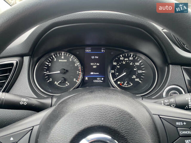 Черный Ниссан Rogue Sport, объемом двигателя 2 л и пробегом 125 тыс. км за 14450 $, фото 39 на Automoto.ua