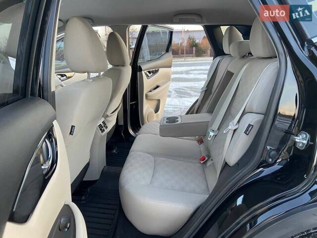 Черный Ниссан Rogue Sport, объемом двигателя 2 л и пробегом 83 тыс. км за 17350 $, фото 49 на Automoto.ua