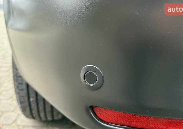 Черный Ниссан Rogue Sport, объемом двигателя 2 л и пробегом 70 тыс. км за 14450 $, фото 21 на Automoto.ua