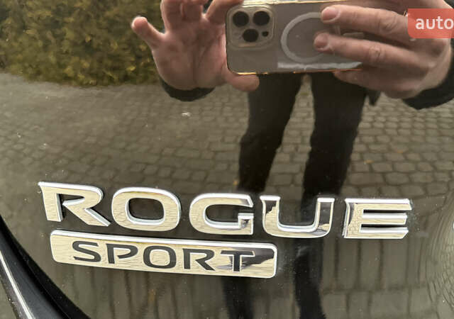 Черный Ниссан Rogue Sport, объемом двигателя 2 л и пробегом 70 тыс. км за 14450 $, фото 22 на Automoto.ua
