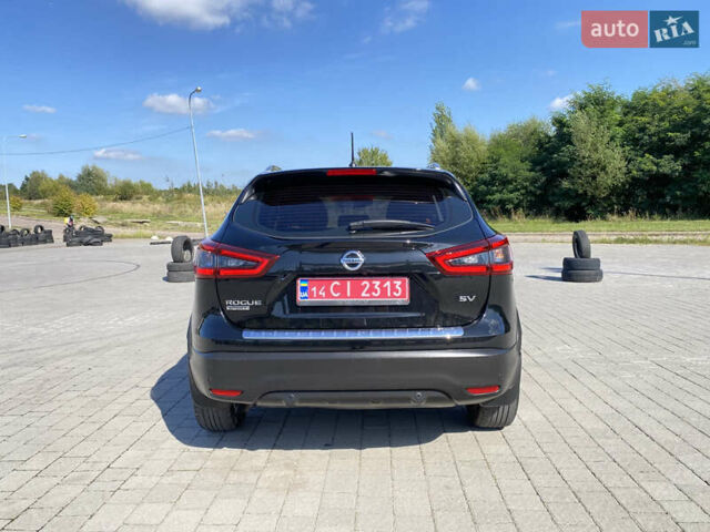 Черный Ниссан Rogue Sport, объемом двигателя 2 л и пробегом 208 тыс. км за 15450 $, фото 8 на Automoto.ua