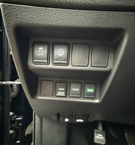 Черный Ниссан Rogue Sport, объемом двигателя 2 л и пробегом 70 тыс. км за 14450 $, фото 34 на Automoto.ua