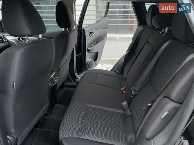 Черный Ниссан Rogue Sport, объемом двигателя 2 л и пробегом 196 тыс. км за 14300 $, фото 32 на Automoto.ua