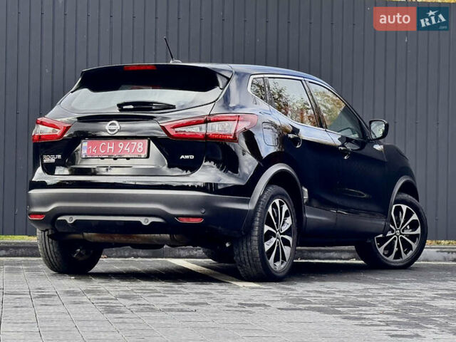 Черный Ниссан Rogue Sport, объемом двигателя 2 л и пробегом 123 тыс. км за 16250 $, фото 14 на Automoto.ua