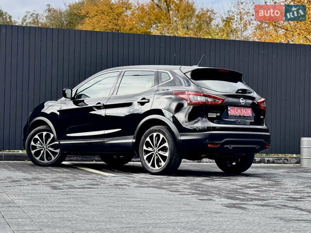 Черный Ниссан Rogue Sport, объемом двигателя 2 л и пробегом 123 тыс. км за 16250 $, фото 13 на Automoto.ua