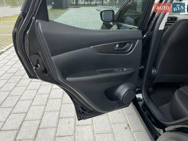 Черный Ниссан Rogue Sport, объемом двигателя 2 л и пробегом 196 тыс. км за 14300 $, фото 33 на Automoto.ua