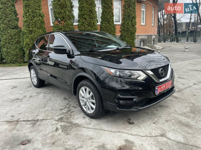 Черный Ниссан Rogue Sport, объемом двигателя 2 л и пробегом 154 тыс. км за 15000 $, фото 1 на Automoto.ua