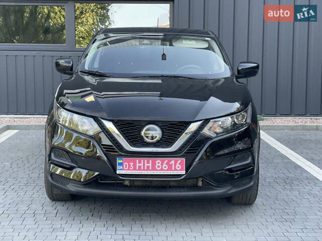 Черный Ниссан Rogue Sport, объемом двигателя 2 л и пробегом 196 тыс. км за 15500 $, фото 2 на Automoto.ua