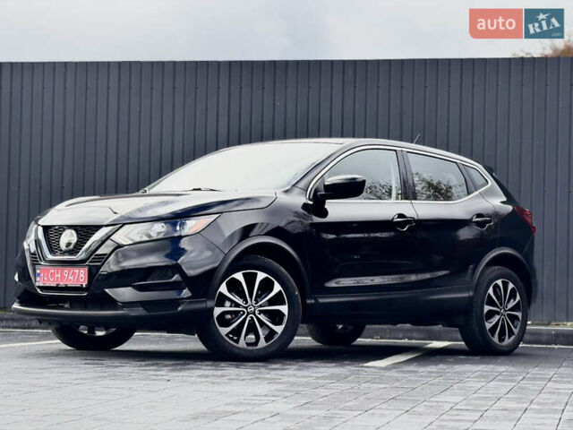 Черный Ниссан Rogue Sport, объемом двигателя 2 л и пробегом 123 тыс. км за 16250 $, фото 2 на Automoto.ua