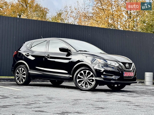 Черный Ниссан Rogue Sport, объемом двигателя 2 л и пробегом 123 тыс. км за 16250 $, фото 9 на Automoto.ua