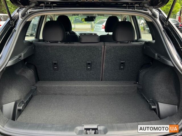 Черный Ниссан Rogue Sport, объемом двигателя 2 л и пробегом 38 тыс. км за 17800 $, фото 17 на Automoto.ua