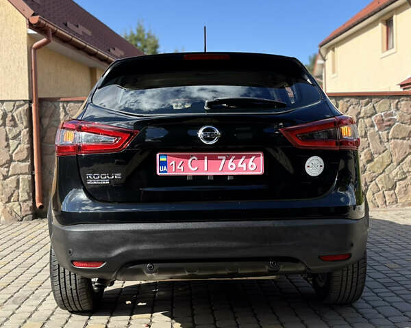 Черный Ниссан Rogue Sport, объемом двигателя 2 л и пробегом 118 тыс. км за 14450 $, фото 11 на Automoto.ua