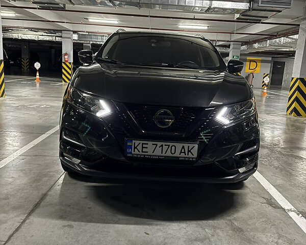 Черный Ниссан Rogue Sport, объемом двигателя 2 л и пробегом 65 тыс. км за 17200 $, фото 3 на Automoto.ua
