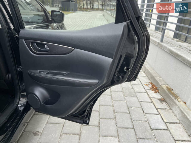 Черный Ниссан Rogue Sport, объемом двигателя 2 л и пробегом 196 тыс. км за 14300 $, фото 31 на Automoto.ua