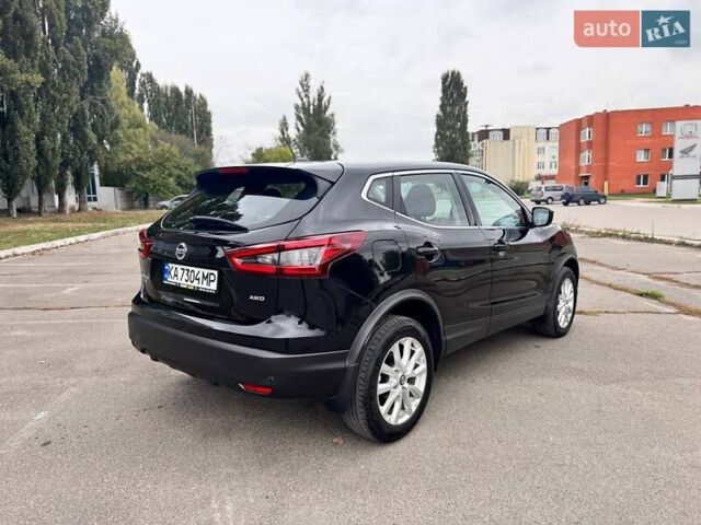Черный Ниссан Rogue Sport, объемом двигателя 2 л и пробегом 58 тыс. км за 16000 $, фото 11 на Automoto.ua