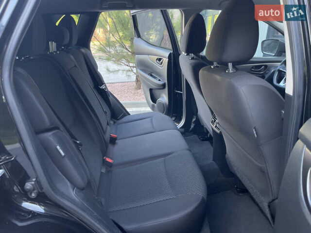 Черный Ниссан Rogue Sport, объемом двигателя 2 л и пробегом 196 тыс. км за 15500 $, фото 39 на Automoto.ua