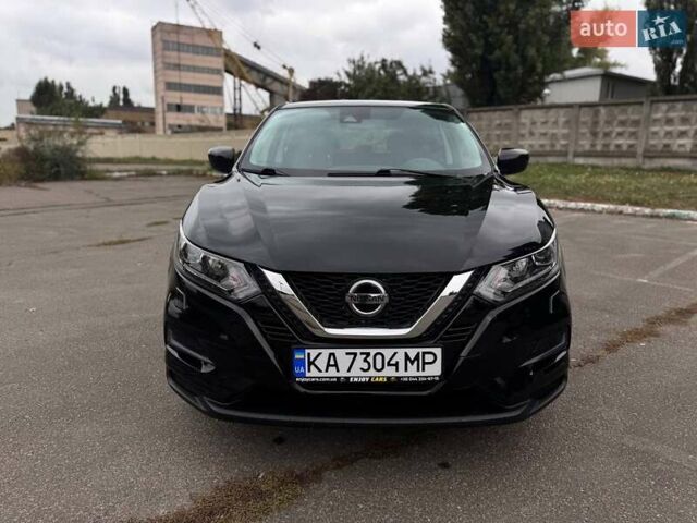 Черный Ниссан Rogue Sport, объемом двигателя 2 л и пробегом 58 тыс. км за 16000 $, фото 4 на Automoto.ua