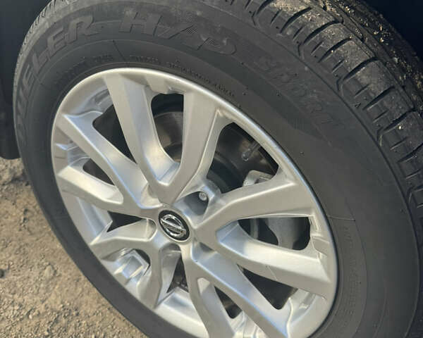 Чорний Ніссан Rogue Sport, об'ємом двигуна 2 л та пробігом 38 тис. км за 18000 $, фото 19 на Automoto.ua