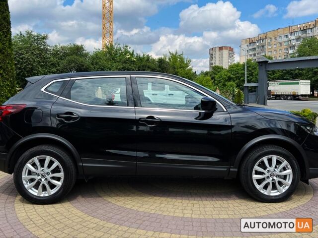 Черный Ниссан Rogue Sport, объемом двигателя 2 л и пробегом 38 тыс. км за 17800 $, фото 7 на Automoto.ua