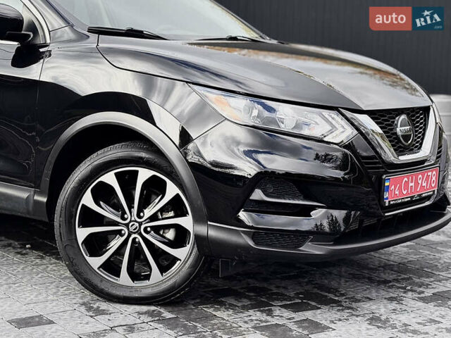 Черный Ниссан Rogue Sport, объемом двигателя 2 л и пробегом 123 тыс. км за 16250 $, фото 10 на Automoto.ua