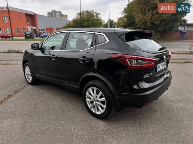 Черный Ниссан Rogue Sport, объемом двигателя 2 л и пробегом 58 тыс. км за 16000 $, фото 8 на Automoto.ua