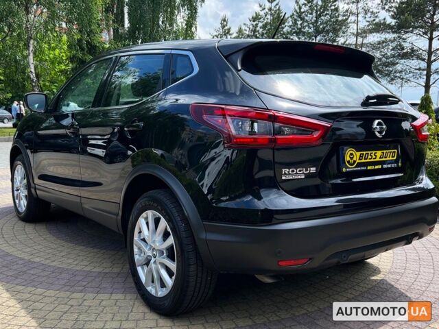 Черный Ниссан Rogue Sport, объемом двигателя 2 л и пробегом 38 тыс. км за 17800 $, фото 4 на Automoto.ua