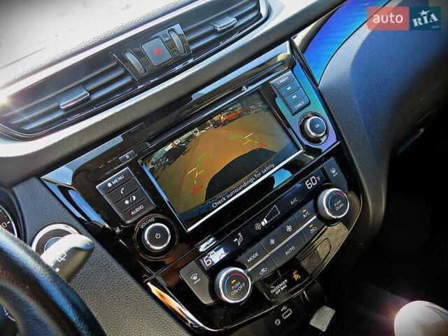 Черный Ниссан Rogue Sport, объемом двигателя 2 л и пробегом 77 тыс. км за 17500 $, фото 14 на Automoto.ua