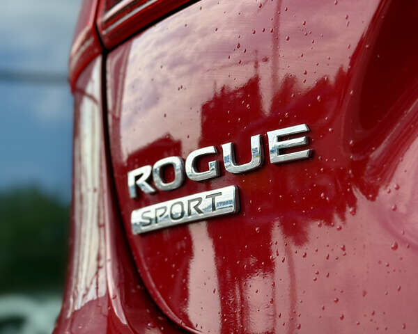 Красный Ниссан Rogue Sport, объемом двигателя 2 л и пробегом 51 тыс. км за 13800 $, фото 2 на Automoto.ua