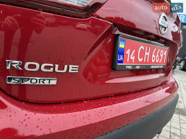 Красный Ниссан Rogue Sport, объемом двигателя 2 л и пробегом 165 тыс. км за 13650 $, фото 8 на Automoto.ua