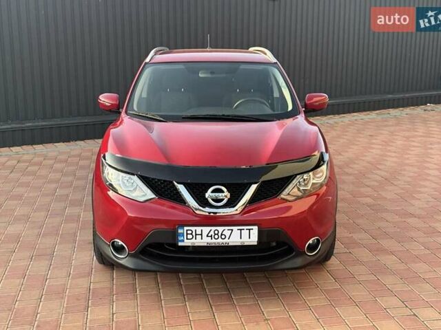 Красный Ниссан Rogue Sport, объемом двигателя 2 л и пробегом 61 тыс. км за 14700 $, фото 10 на Automoto.ua