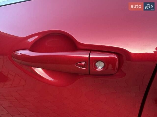 Красный Ниссан Rogue Sport, объемом двигателя 2 л и пробегом 61 тыс. км за 14700 $, фото 6 на Automoto.ua