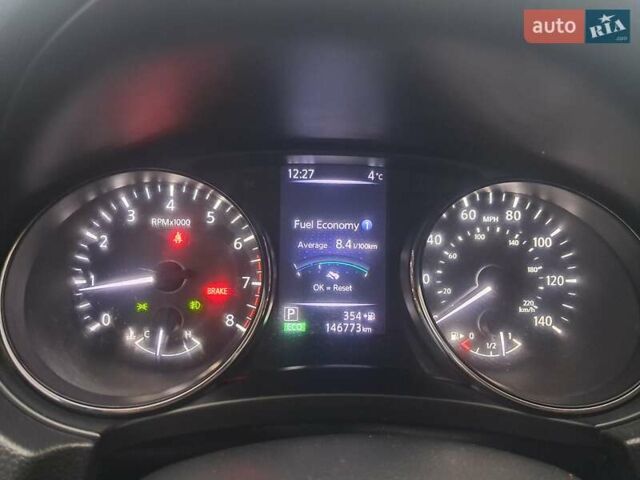 Червоний Ніссан Rogue Sport, об'ємом двигуна 2 л та пробігом 147 тис. км за 14500 $, фото 9 на Automoto.ua