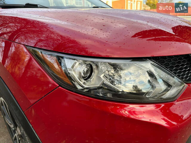 Червоний Ніссан Rogue Sport, об'ємом двигуна 2 л та пробігом 86 тис. км за 16300 $, фото 14 на Automoto.ua