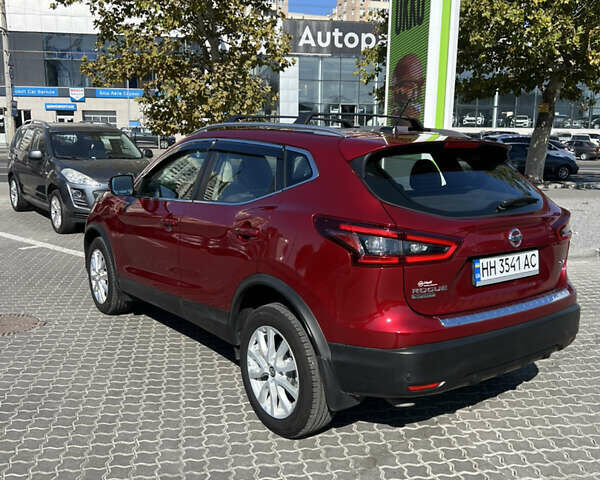 Красный Ниссан Rogue Sport, объемом двигателя 2 л и пробегом 114 тыс. км за 14700 $, фото 6 на Automoto.ua