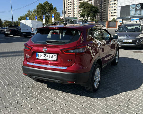 Красный Ниссан Rogue Sport, объемом двигателя 2 л и пробегом 114 тыс. км за 14700 $, фото 5 на Automoto.ua