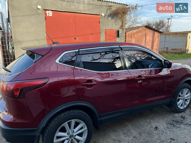 Красный Ниссан Rogue Sport, объемом двигателя 2 л и пробегом 117 тыс. км за 14500 $, фото 6 на Automoto.ua