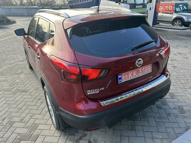 Красный Ниссан Rogue Sport, объемом двигателя 2 л и пробегом 155 тыс. км за 15500 $, фото 17 на Automoto.ua