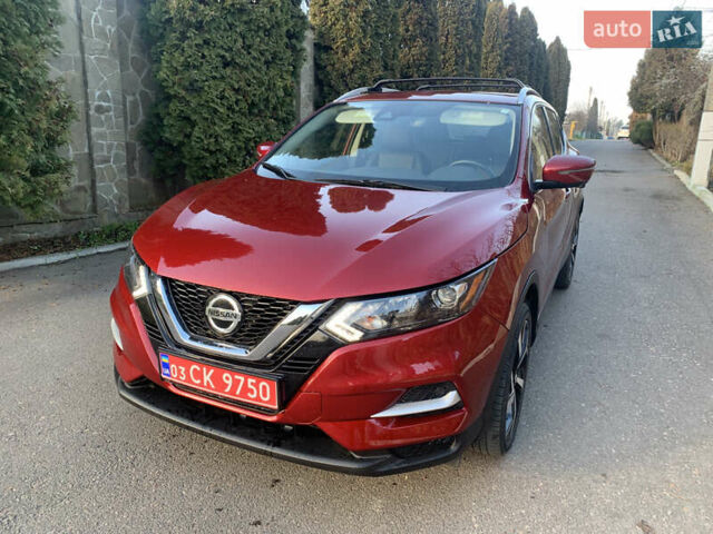 Красный Ниссан Rogue Sport, объемом двигателя 2 л и пробегом 63 тыс. км за 14900 $, фото 1 на Automoto.ua