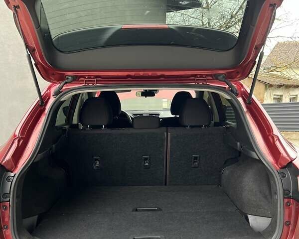 Красный Ниссан Rogue Sport, объемом двигателя 2 л и пробегом 231 тыс. км за 13200 $, фото 19 на Automoto.ua