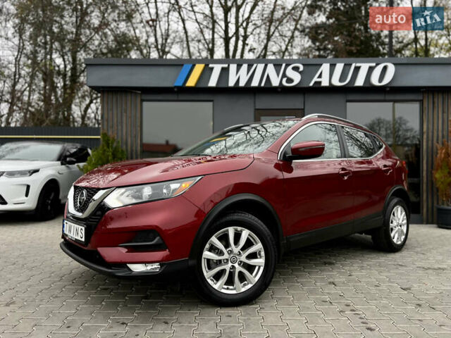 Красный Ниссан Rogue Sport, объемом двигателя 2 л и пробегом 45 тыс. км за 18900 $, фото 11 на Automoto.ua