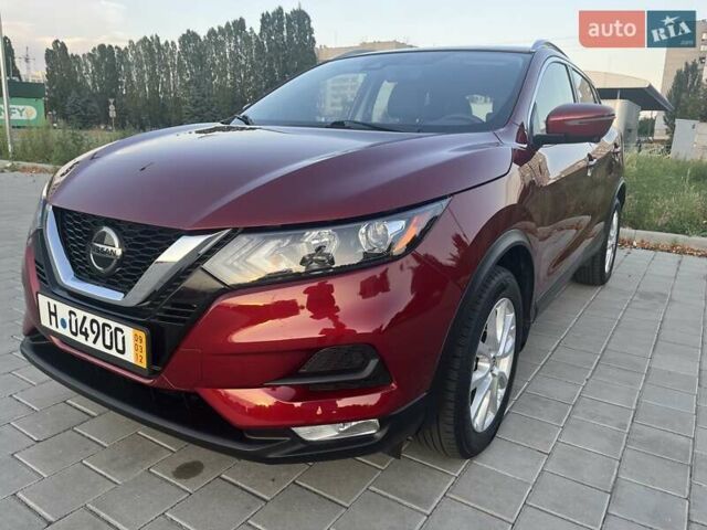 Красный Ниссан Rogue Sport, объемом двигателя 2 л и пробегом 59 тыс. км за 17700 $, фото 5 на Automoto.ua