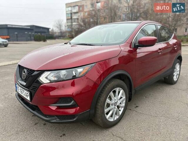 Червоний Ніссан Rogue Sport, об'ємом двигуна 2 л та пробігом 82 тис. км за 16500 $, фото 1 на Automoto.ua