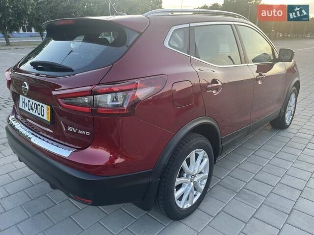 Красный Ниссан Rogue Sport, объемом двигателя 2 л и пробегом 59 тыс. км за 17700 $, фото 2 на Automoto.ua