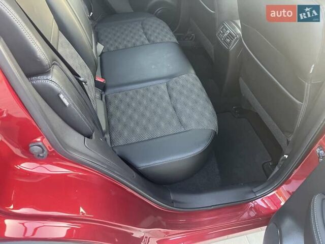 Красный Ниссан Rogue Sport, объемом двигателя 2 л и пробегом 59 тыс. км за 17700 $, фото 19 на Automoto.ua
