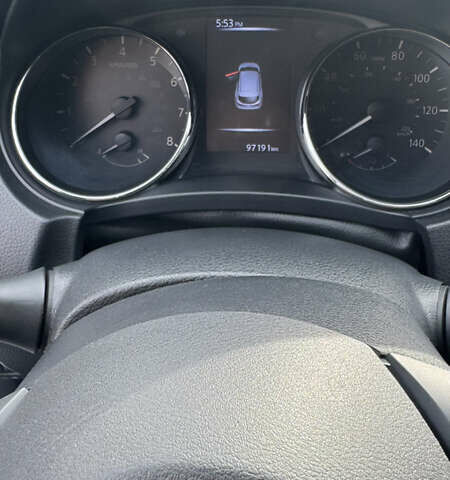 Ниссан Rogue Sport, объемом двигателя 2 л и пробегом 97 тыс. км за 14300 $, фото 5 на Automoto.ua