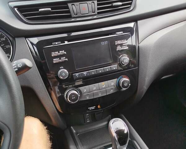 Ниссан Rogue Sport, объемом двигателя 2 л и пробегом 160 тыс. км за 15300 $, фото 2 на Automoto.ua