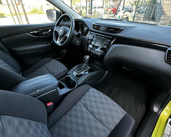 Ниссан Rogue Sport, объемом двигателя 2 л и пробегом 100 тыс. км за 14500 $, фото 10 на Automoto.ua