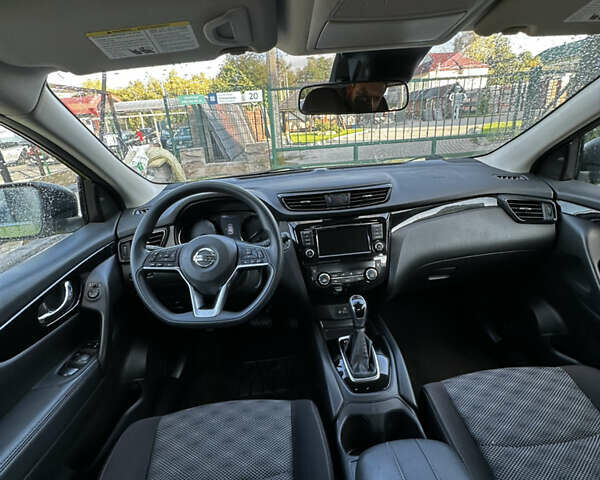 Ниссан Rogue Sport, объемом двигателя 2 л и пробегом 100 тыс. км за 14500 $, фото 7 на Automoto.ua